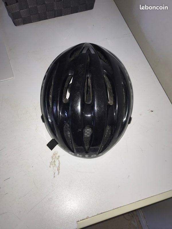 Casque de vélo noir (image 4)