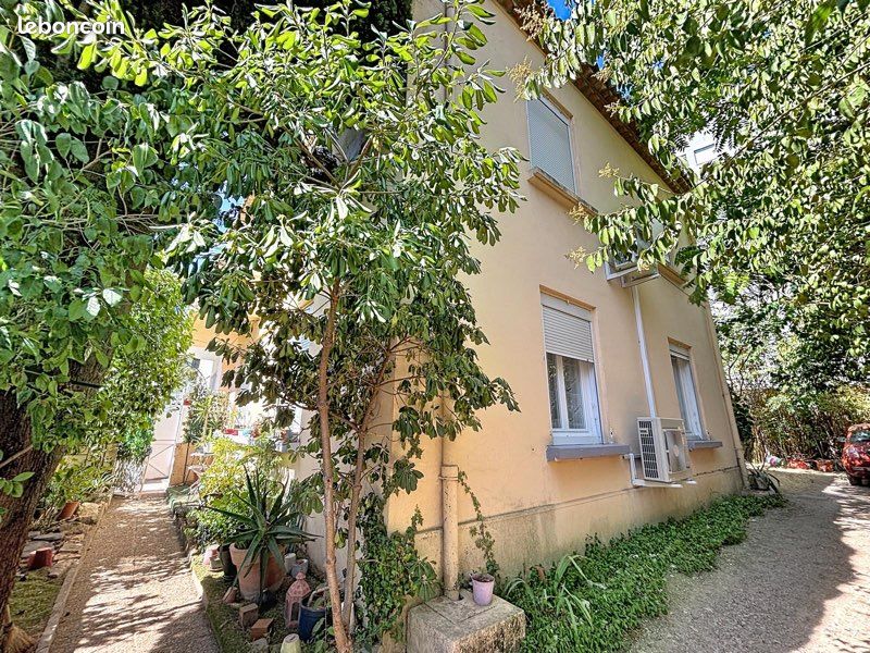 Appartement 2 pièces 52 m² · à Nîmes · 52 m² · 140 000 €