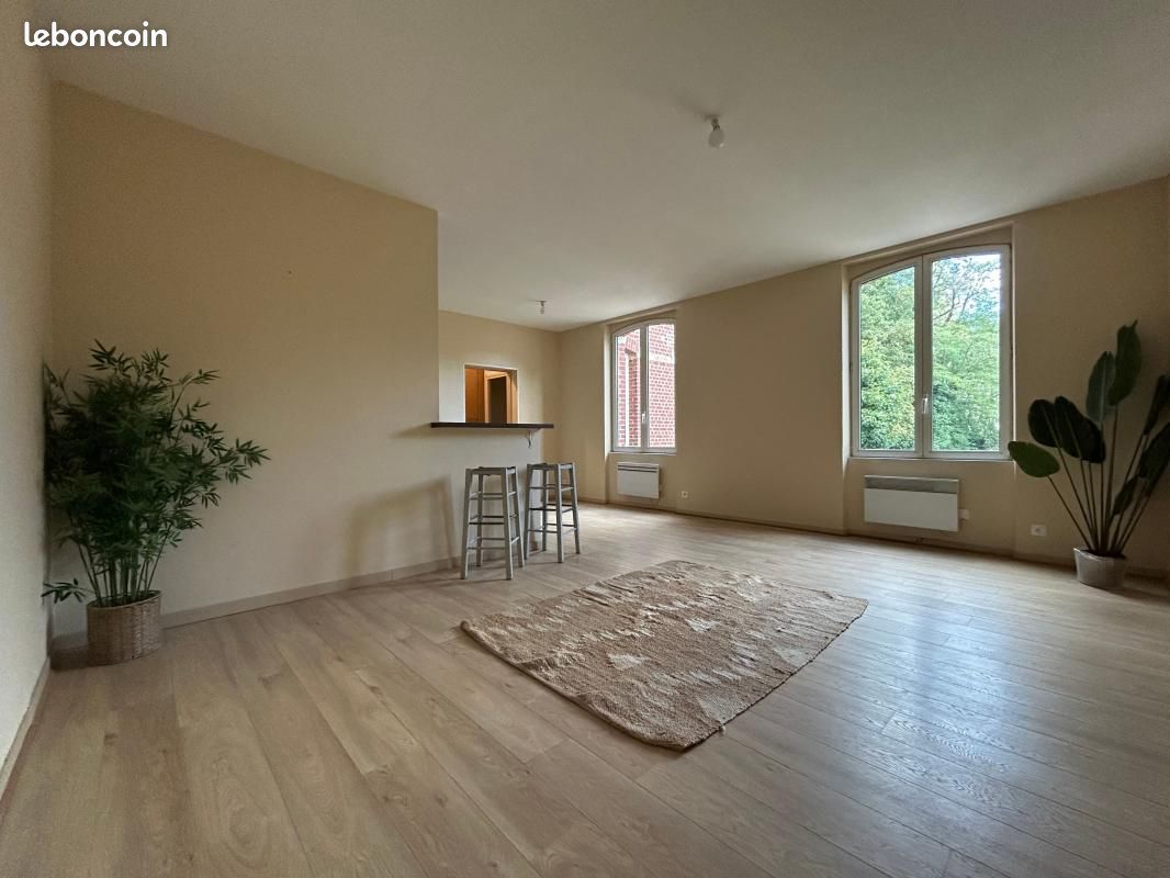 Appartement 5 pièces 126 m² · à Compiègne · 126 m² · 1 200 €