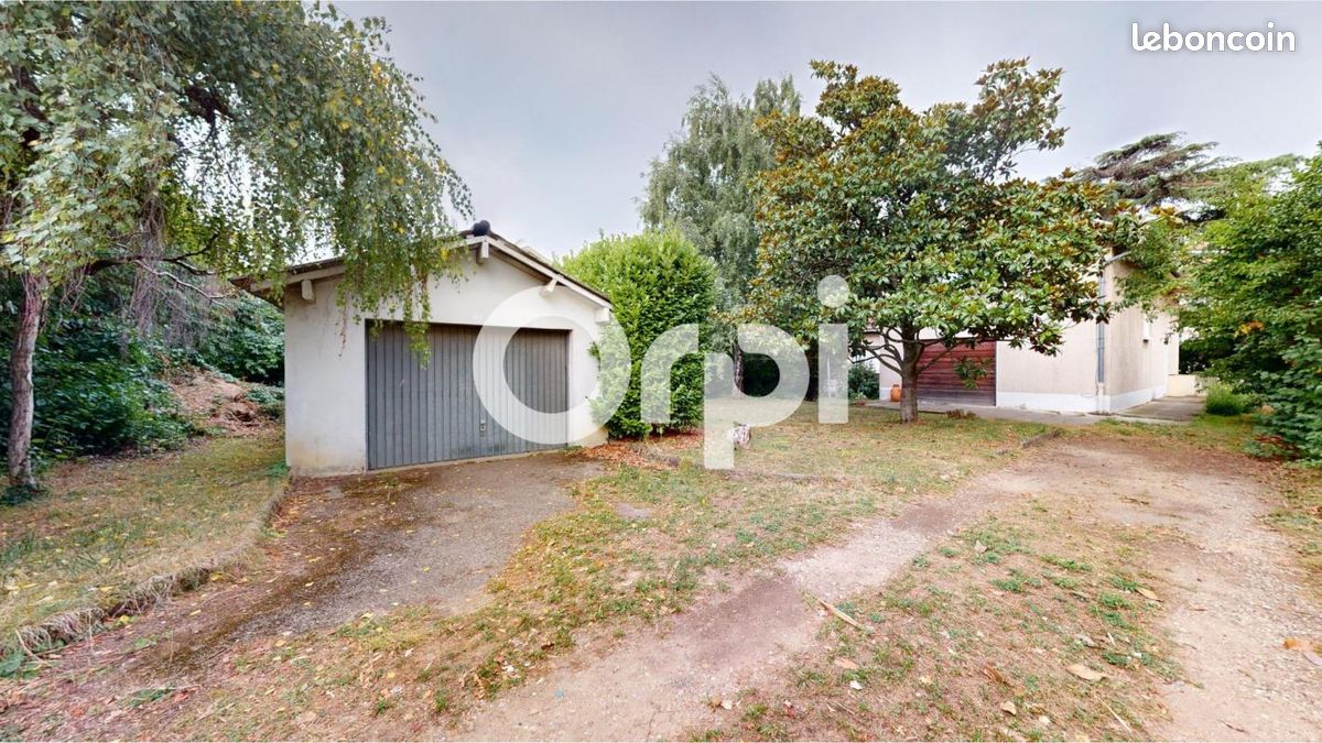 Maison a louer bron - 5 pièce(s) - 169 m2 - Surfyn