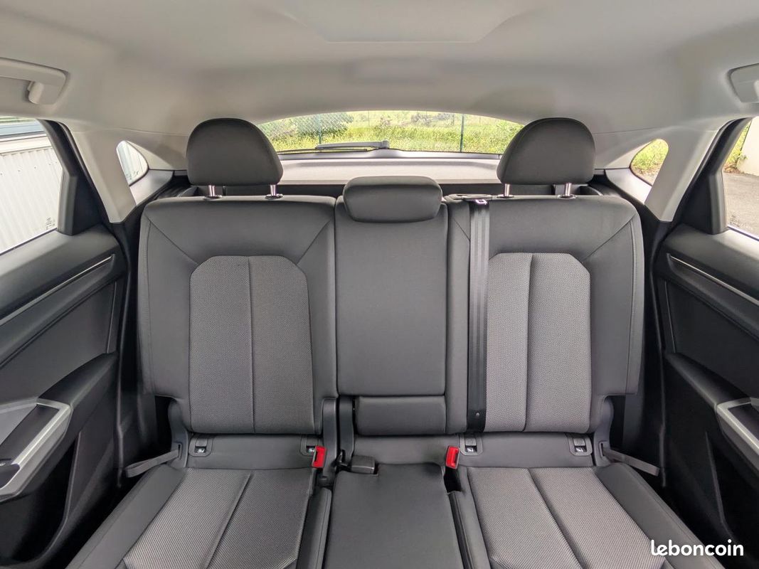 AUDI Q3 Sportback 35 TDI 150 ch Design S-tronic 7 (image 13)