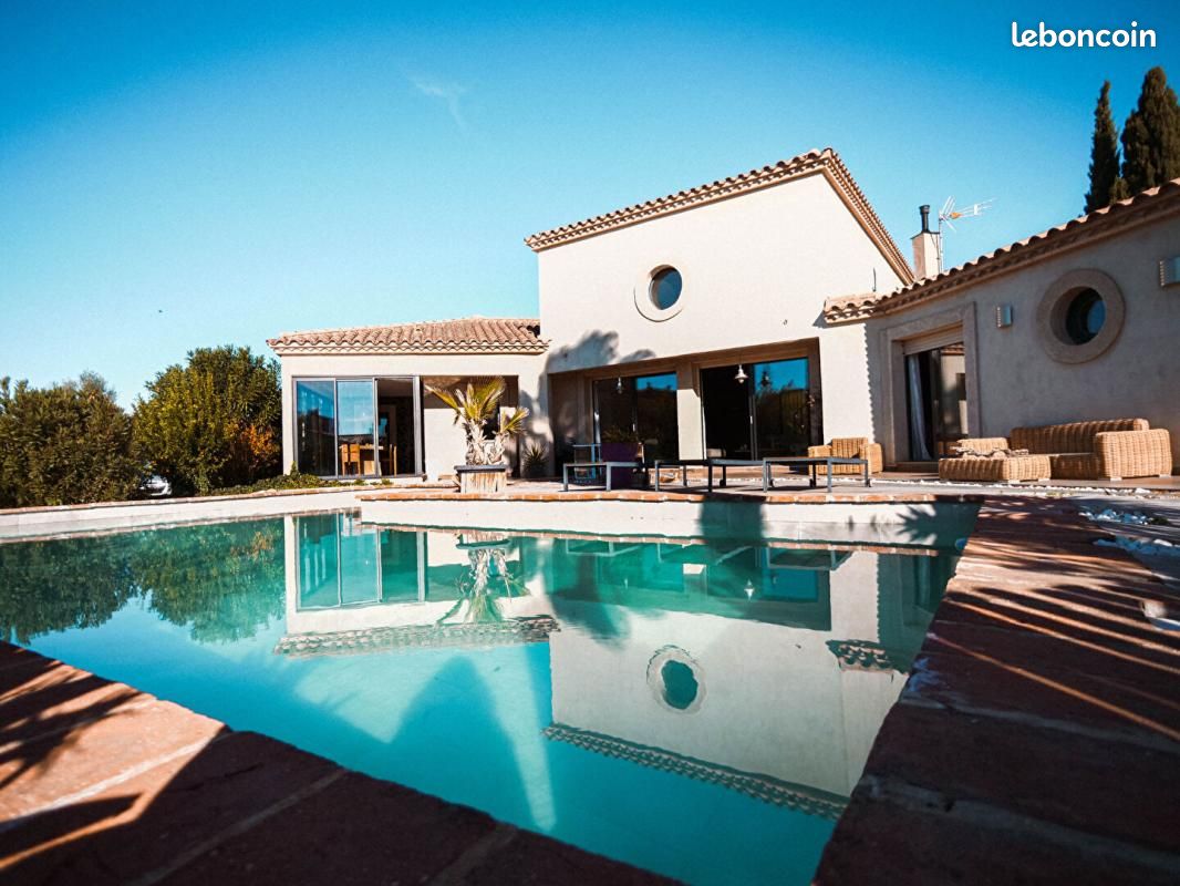 Maison 4 pièces 205 m² · à Saint-Féliu-d'Avall · 205 m² · 655 000 €