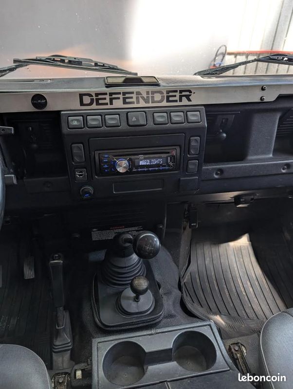 Land Rover Defender 110 Pick-Up 2.5 TD5 15P 122 Cv (image 8)