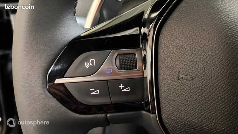 Peugeot 2008 1.2 Hybrid 145ch Envy e-DCS6 (image 14)