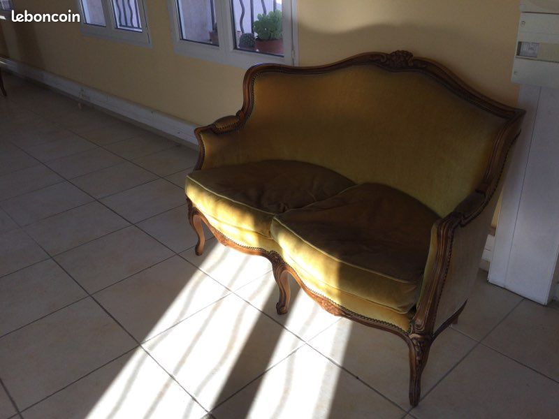Vends salon canapé 3 pièces (image 1)