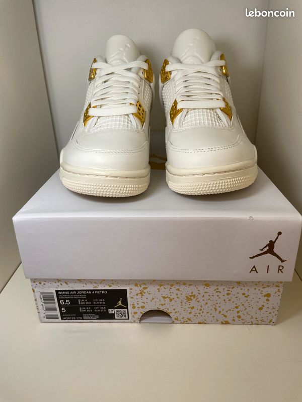 Air Jordan 4 Sail Metallic Gold (image 4)