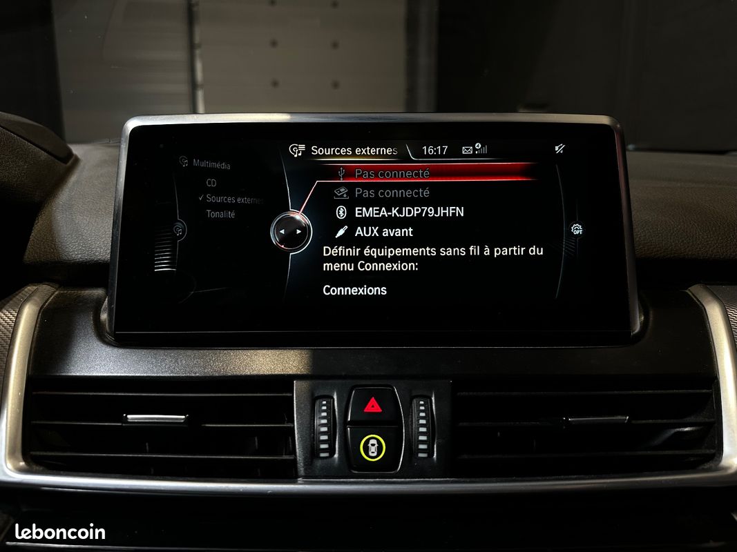 BMW SERIE 2 ACTIVE TOURER F45 225xe iPerformance 224 ch M Sport A (image 26)