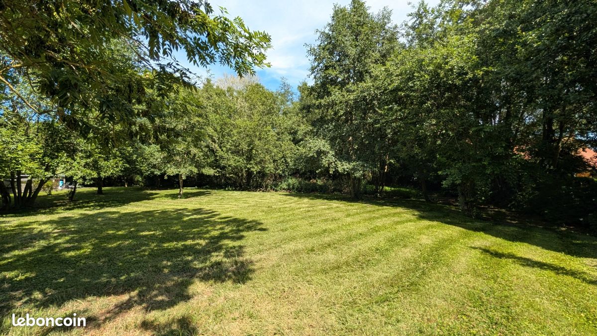 Terrain 2300 m² · à Quiestède · 99 900 €
