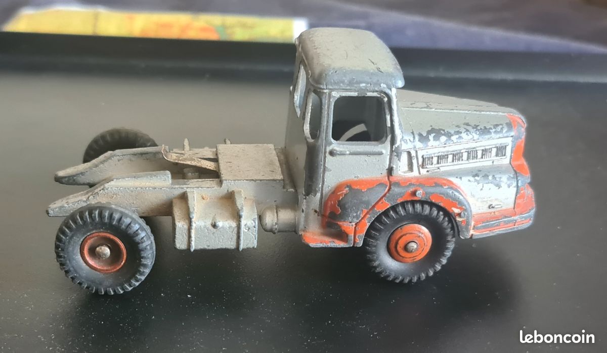 Tracteur Unic transporteur voitures Dinky Supertoys (image 3)