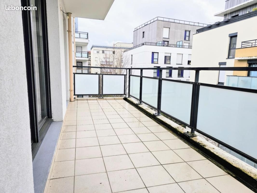 Appartement 3 pièces 67 m² · à Lyon · 67 m² · 1 074 €/mois