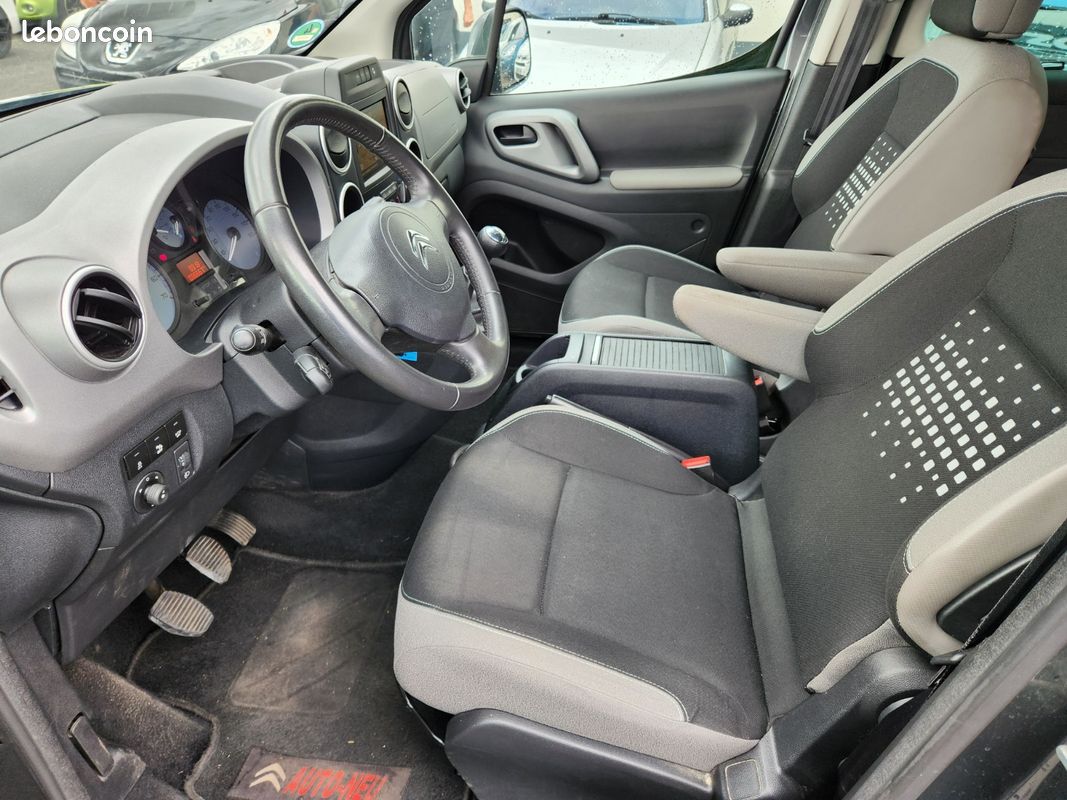 Citroën Berlingo 1L6 HDI 120CH MULTISPACE (image 6)