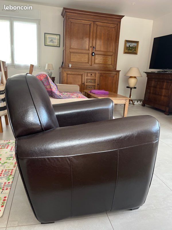 Vente de 2 fauteuils clubs (image 2)