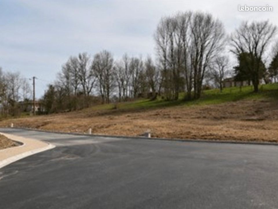 Terrain 316 m² · à Abzac · 48 000 €