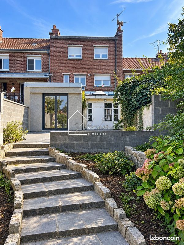 Maison 5 pièces 120 m² · à Wattignies · 120 m² · 379 000 €