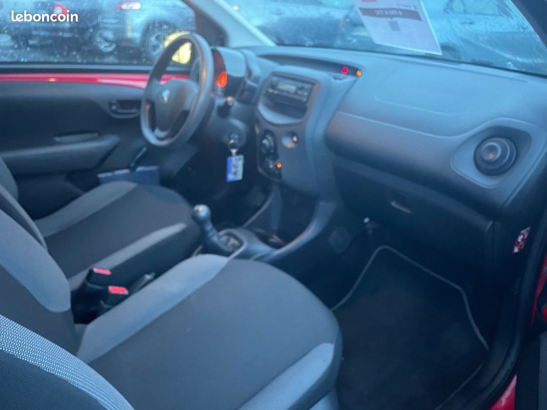 PEUGEOT 108 Access 108 VTi 72ch BVM5 (image 3)