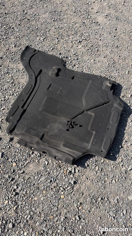 Isolation acoustique et thermique pour capot BMW z3 (image 1)