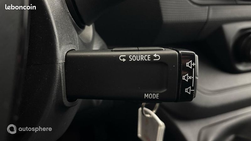 Renault Trafic Véhicule utilitaire ou Société L1H1 3T 2.0 Blue dCi 130ch Confort E6E (image 29)