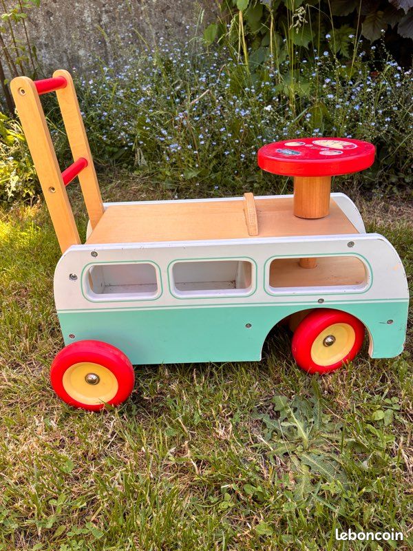 Trotteur en bois (image 3)