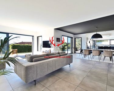 Maison 1 470 000 € - 193 m²