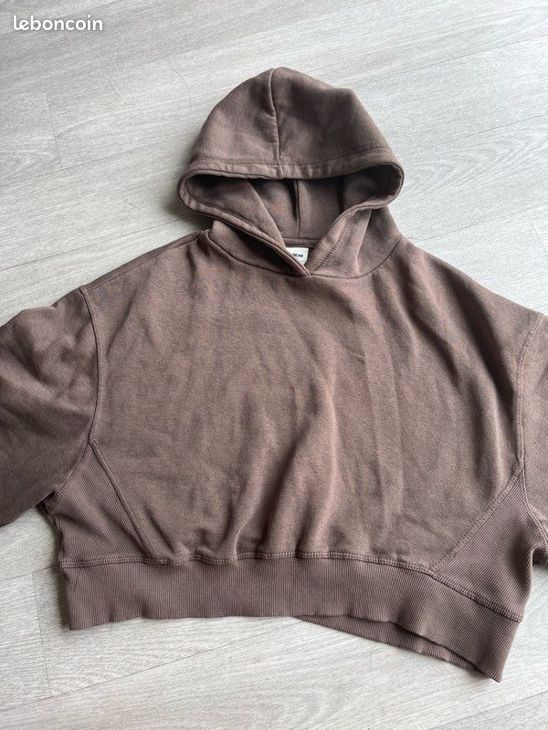 Sweat court marron à capuche Pull&Bear femme Vêtements