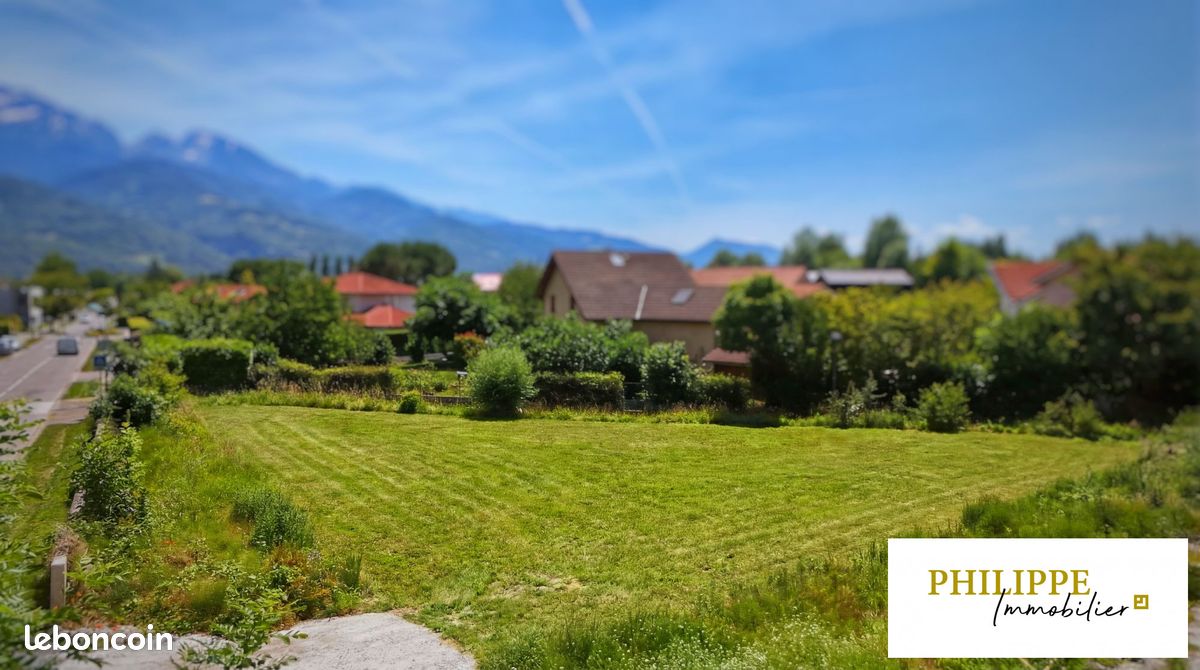 Terrain 556 m² · à Crolles · 556 m² · 199 500 €