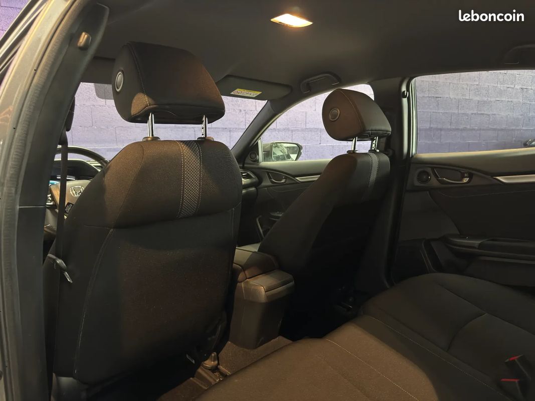 HONDA Civic 1.0 I-VTEC 126ch Executive 2022 / CarPlay / Suivi complet (image 26)