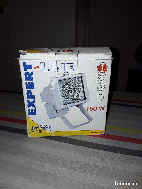 Projecteur halogène 150W blanc neuf dans son emballage (image 1)