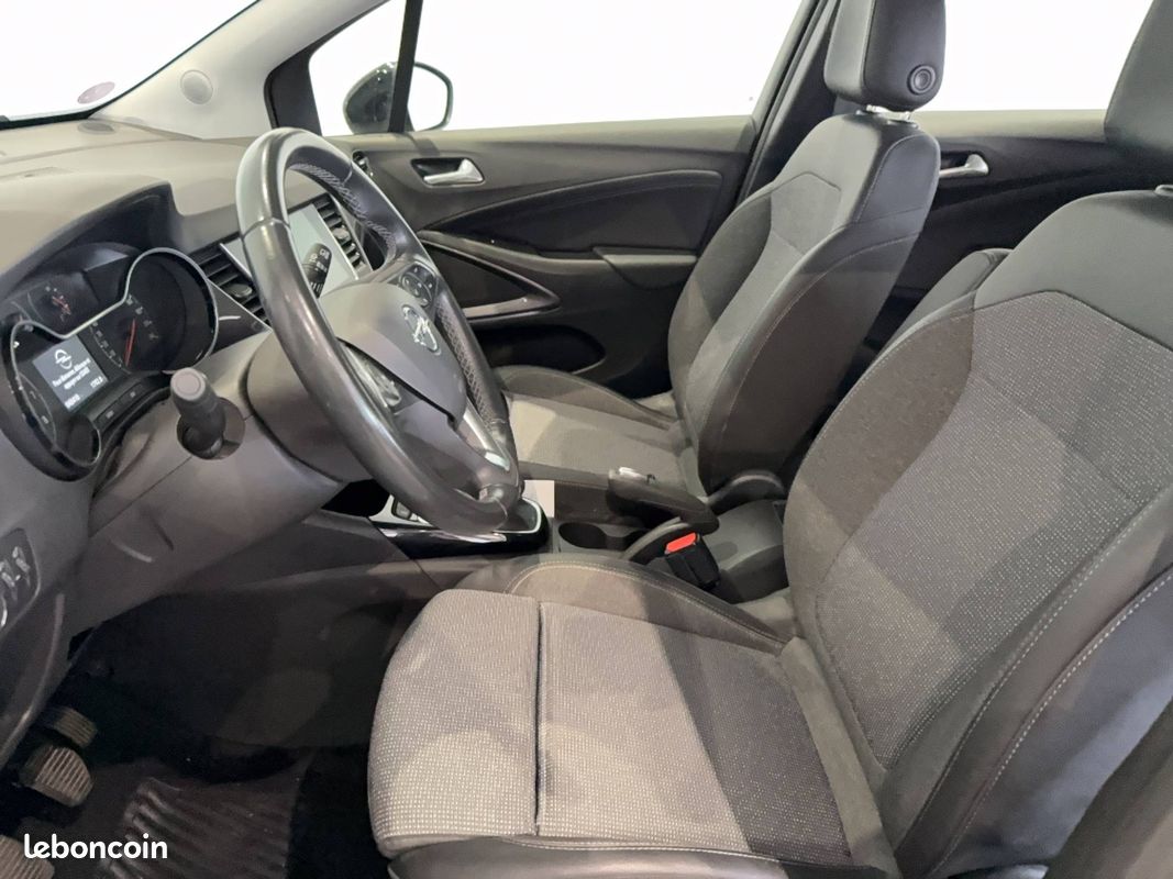 OPEL Crossland 1.2 Turbo 110 ch BVM6 Elegance (image 9)
