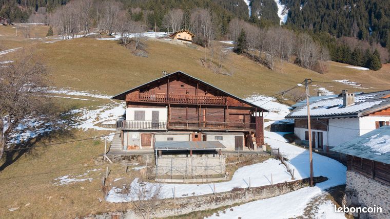 Propriété 3 pièces 400 m²