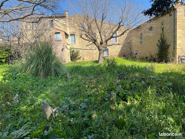 Maison 10 pièces 250 m²
