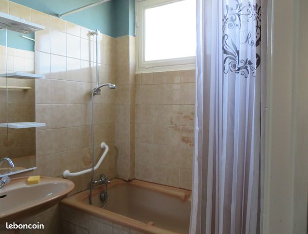 Location meublée dans maison — 3