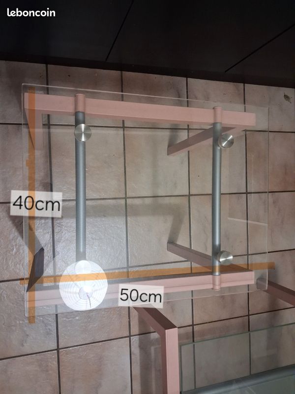 Table basse et 3 tabourets en verre (image 11)