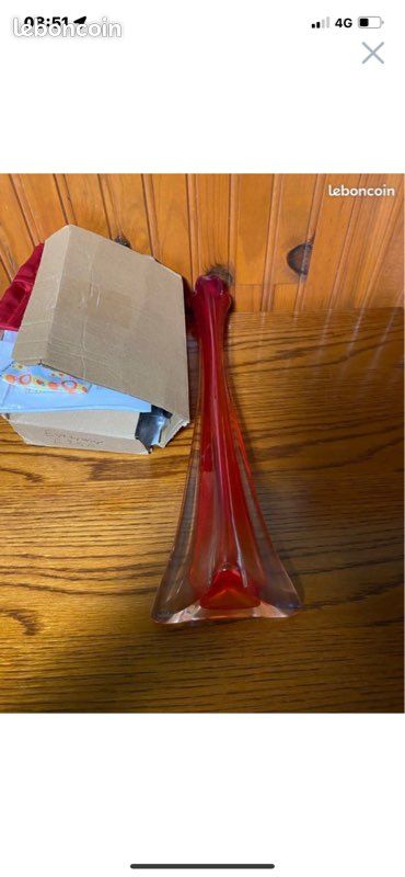 Vase en verre rouge (image 7)
