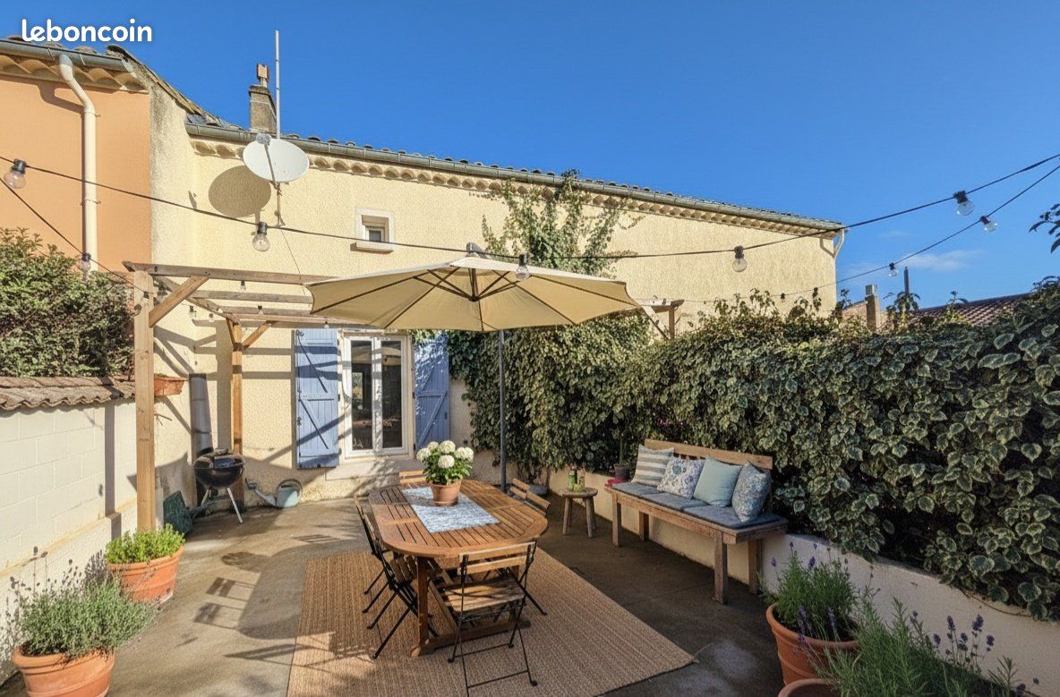 Maison 7 pièces 297 m² · à Magalas · 297 m² · 320 000 €