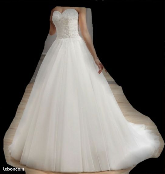 Magnifique robe de mariée princesse Pronuptia Vêtements