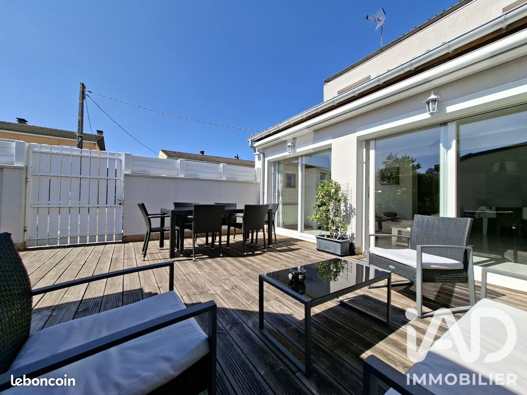 Maison 5 pièces 111 m² · à Allonnes · 111 m² · 214 000 €