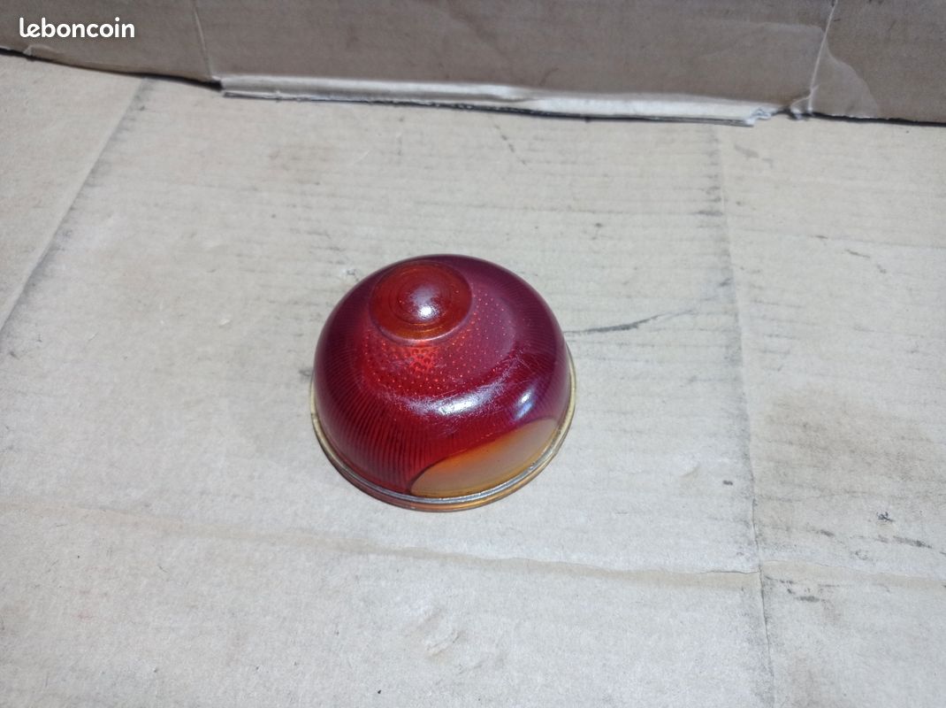 Cabochon en verre feu AR avec éclairage de plaque Citroen traction/AC4/peugeot 202/moto/tracteur voiture ancienne (image 1)