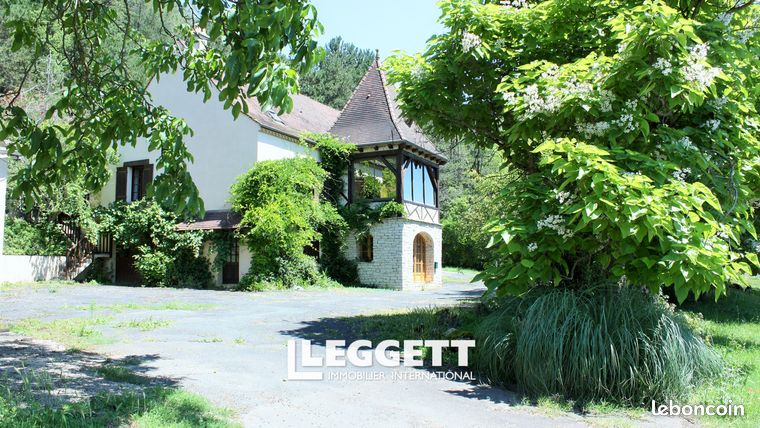 Maison 8 pièces 160 m²