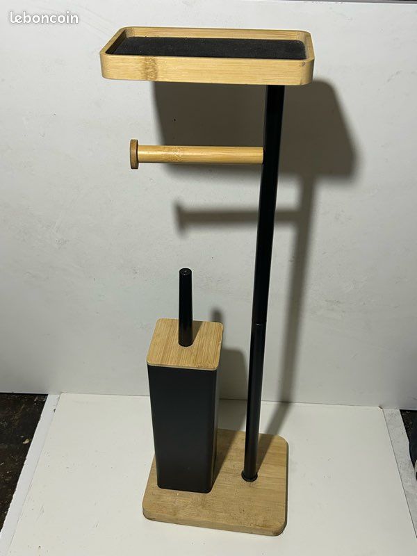 Support de papier toilette avec une brosse (image 2)