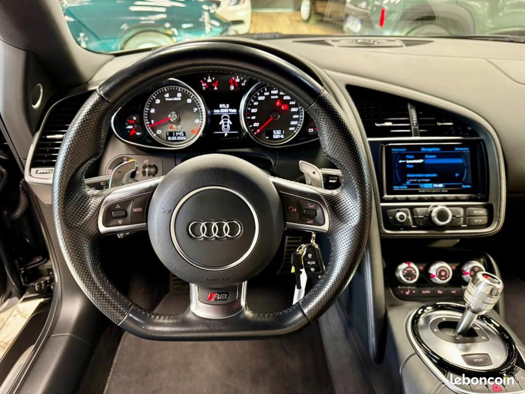 Audi R8 Coupé (2) 4.2 V8 FSI 430 S tronic 7 (image 22)