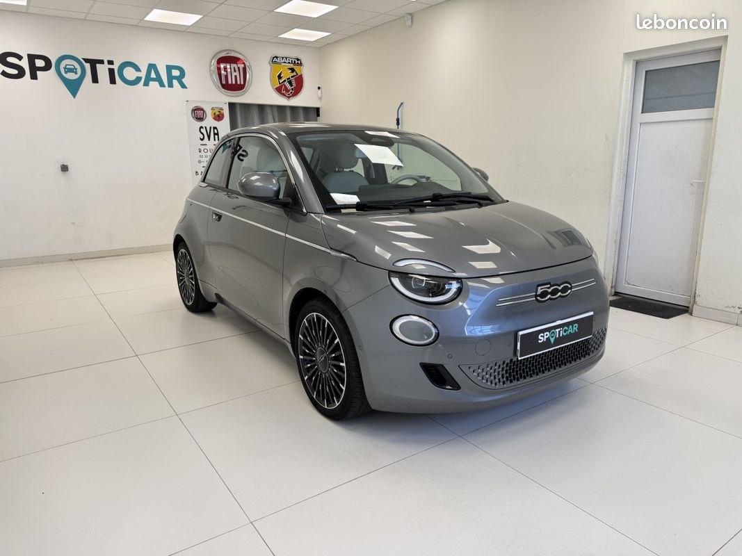 Fiat 500 (3) 42kWh La Prima (image 2)