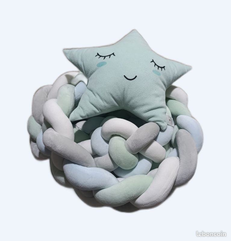 Tour de lit (image 1)