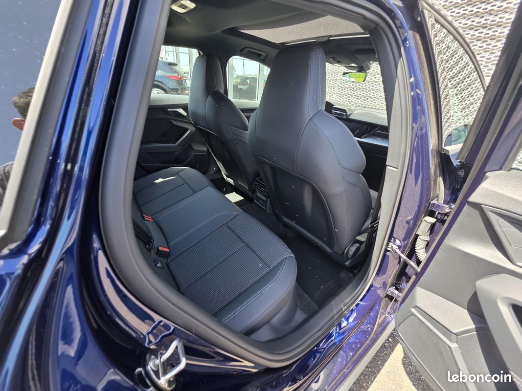 AUDI A3 Sportback TDI 150 S tronic 7 S line (image 22)