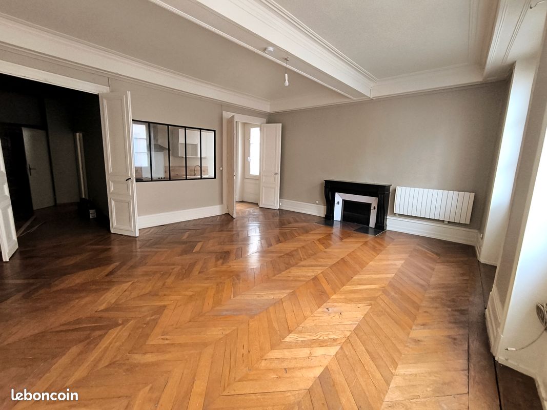 Appartement 2 pièces 65 m² · à Mâcon · 65 m² · 680 €/mois