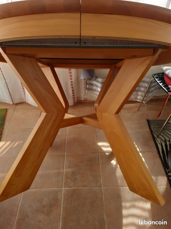 Table ronde (image 4)