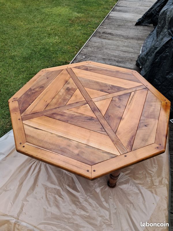 Table de salon en bois massif (image 2)