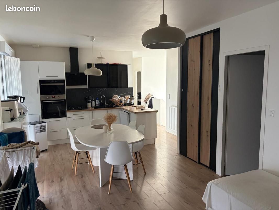 Appartement 5 pièces 90 m² · à Rezé · 90 m² · 1 000 €/mois
