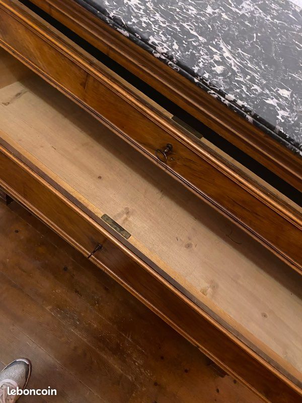 Buffet en marbre (image 3)