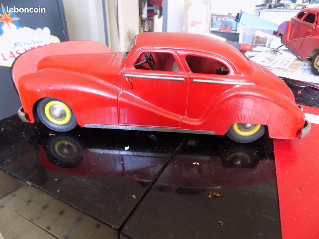 Ancienne Voiture JEP Delahaye Tôle Réf 7585 - 26 Cm - Années 50 - À Restaurer