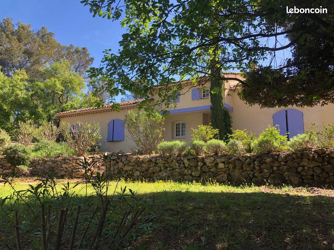 Maison 6 pièces 163 m² · à Aix-en-Provence · 163 m² · 2 827 €